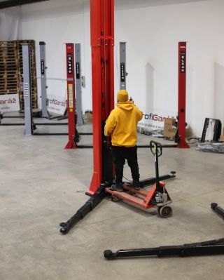 ZDVIHNI SVOJU DIELŇU NA NOVÝ LEVEL 🔧🚗 Hľadáš spoľahlivý zdvihák a nechceš kupovať „naslepo“? Všetko máme vystavené v...
